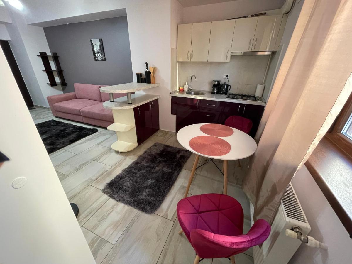 Le Lupin / Center Apartment ยาช ภายนอก รูปภาพ