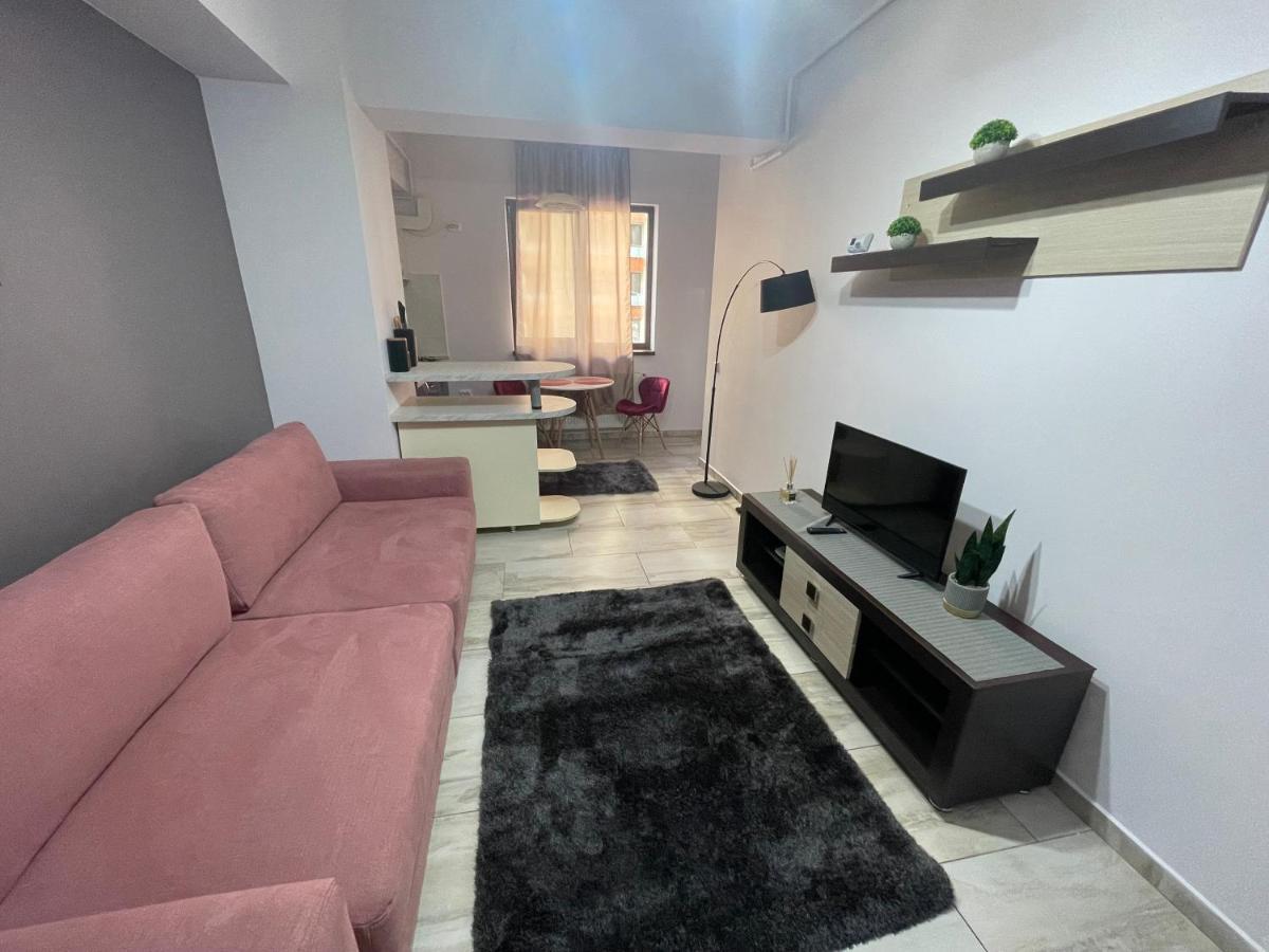 Le Lupin / Center Apartment ยาช ภายนอก รูปภาพ