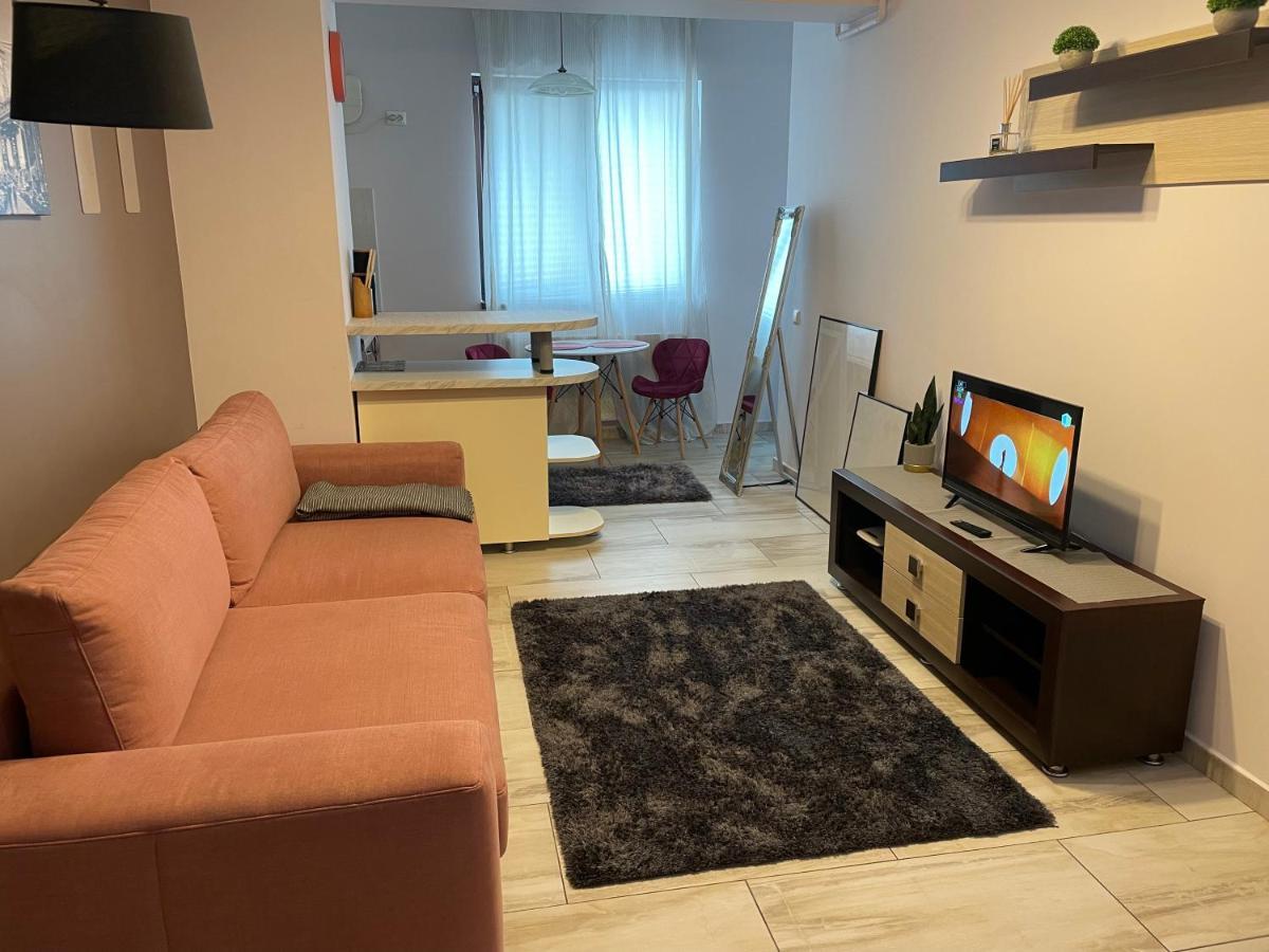 Le Lupin / Center Apartment ยาช ภายนอก รูปภาพ