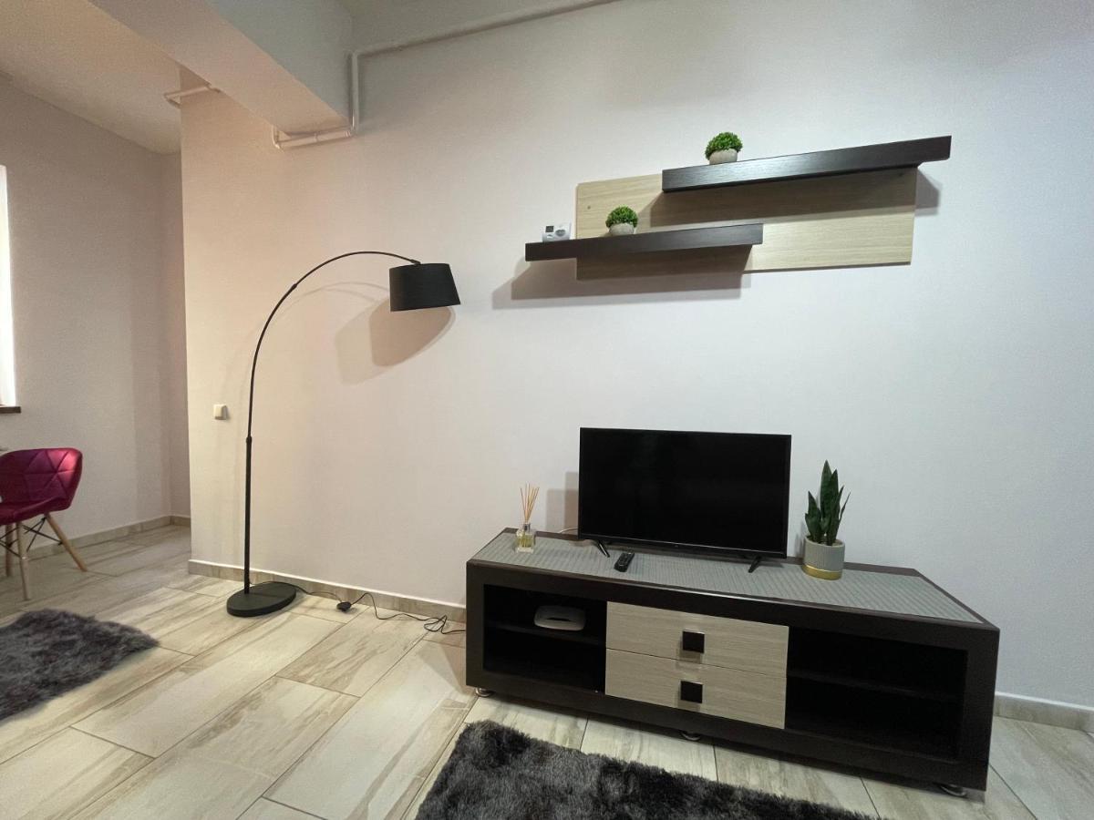 Le Lupin / Center Apartment ยาช ภายนอก รูปภาพ